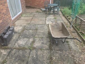 essex small patio garden turf01
